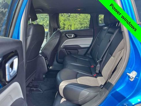 Used 2023 Jeep Compass Limited AWD/4WD image 23