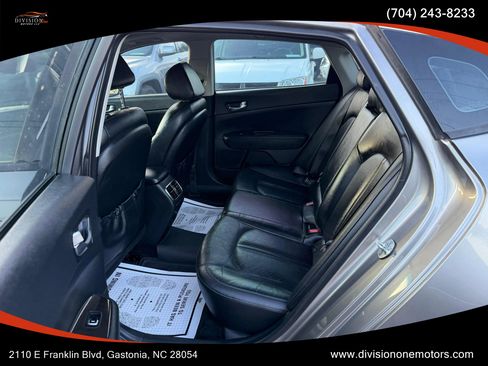 Used 2018 Kia Optima EX w/ Premium Package FWD image 15