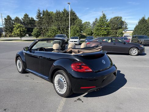 Used 2013 Volkswagen Beetle 2.5 FWD image 11