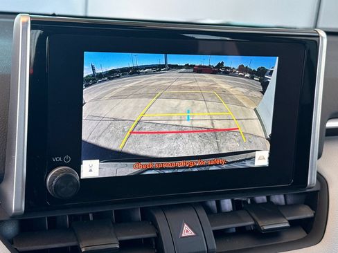 Used 2024 Toyota RAV4 XLE w/ Convenience Package AWD/4WD image 23
