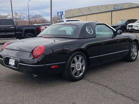 Used 2004 Ford Thunderbird image 8