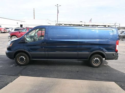 Used 2017 Ford Transit 250 148 Low Roof RWD image 7