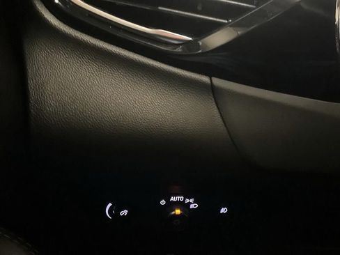 Used 2022 Buick Encore GX Select w/ Experience Buick Package image 26