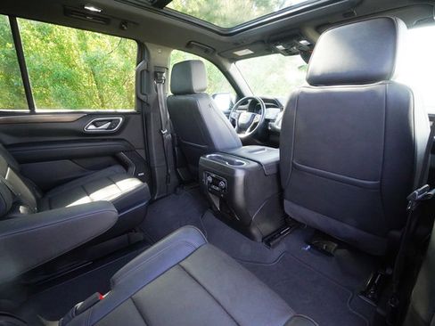 Used 2024 Chevrolet Tahoe High Country AWD/4WD image 29