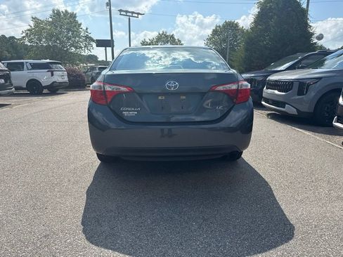 Used 2016 Toyota Corolla LE FWD image 4