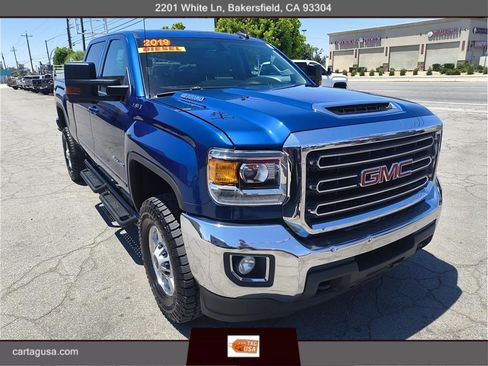 Used 2019 GMC Sierra 2500 SLE w/ SLE Preferred Package AWD/4WD image 1