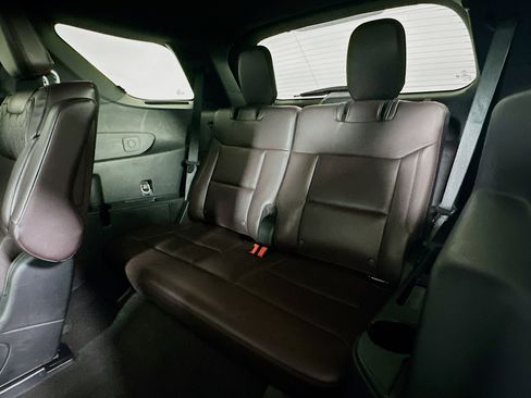 Used 2025 Ford Explorer Platinum w/ LUX Leather Package image 30