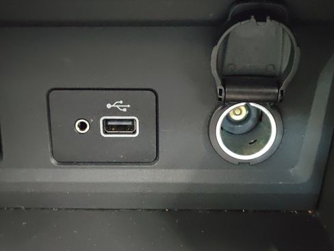 Used 2025 Nissan Sentra S FWD image 21