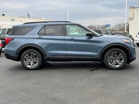 New 2026 Ford Explorer Active image 45