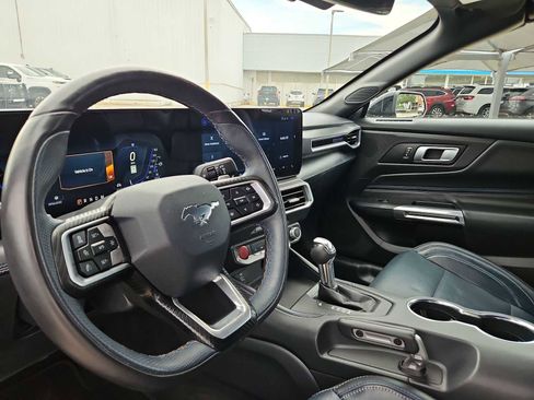 Used 2025 Ford Mustang GT Premium w/ GT Performance Package RWD image 10