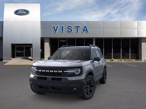 Certified 2025 Ford Bronco Sport Outer Banks w/ Outer Banks Tech Package+ AWD/4WD image 2