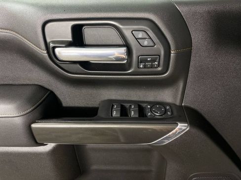 Used 2021 GMC Sierra 1500 AT4 w/ AT4 Value Package AWD/4WD image 13