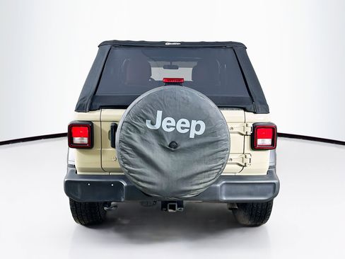 Used 2022 Jeep Wrangler Unlimited Sport image 6