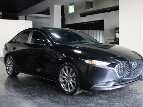 Used 2021 MAZDA MAZDA3 s FWD image 35