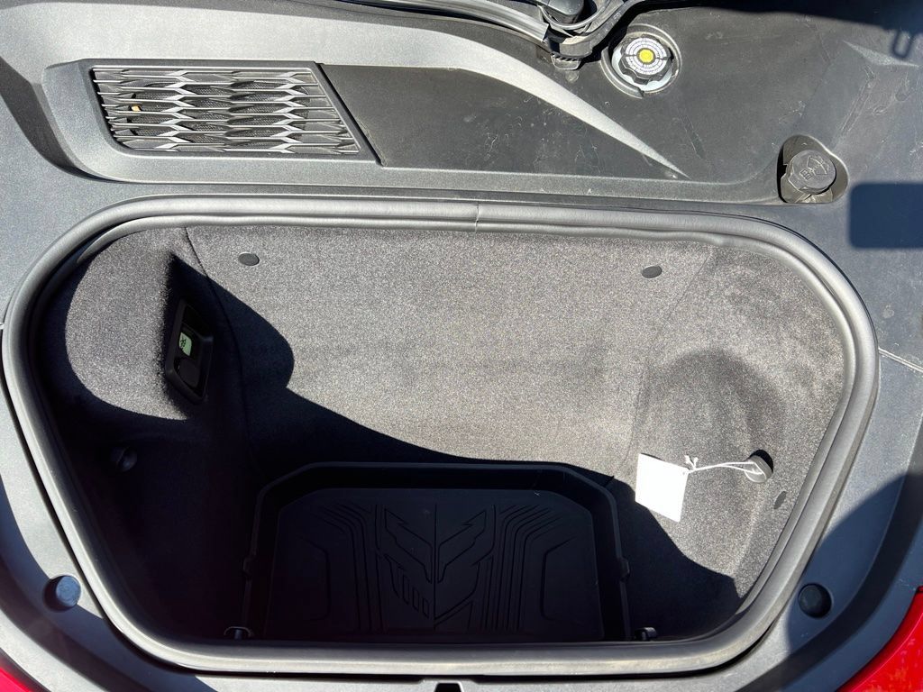 Used 2023 Chevrolet Corvette Stingray Premium Cpe w/ Battery Protection Package RWD image 26