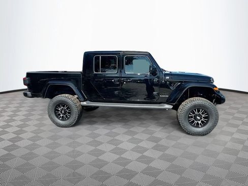 Used 2021 Jeep Gladiator Overland AWD/4WD image 5