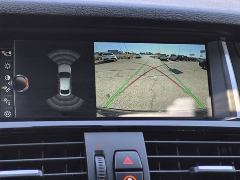 Used 2018 BMW X4 M40i image 18