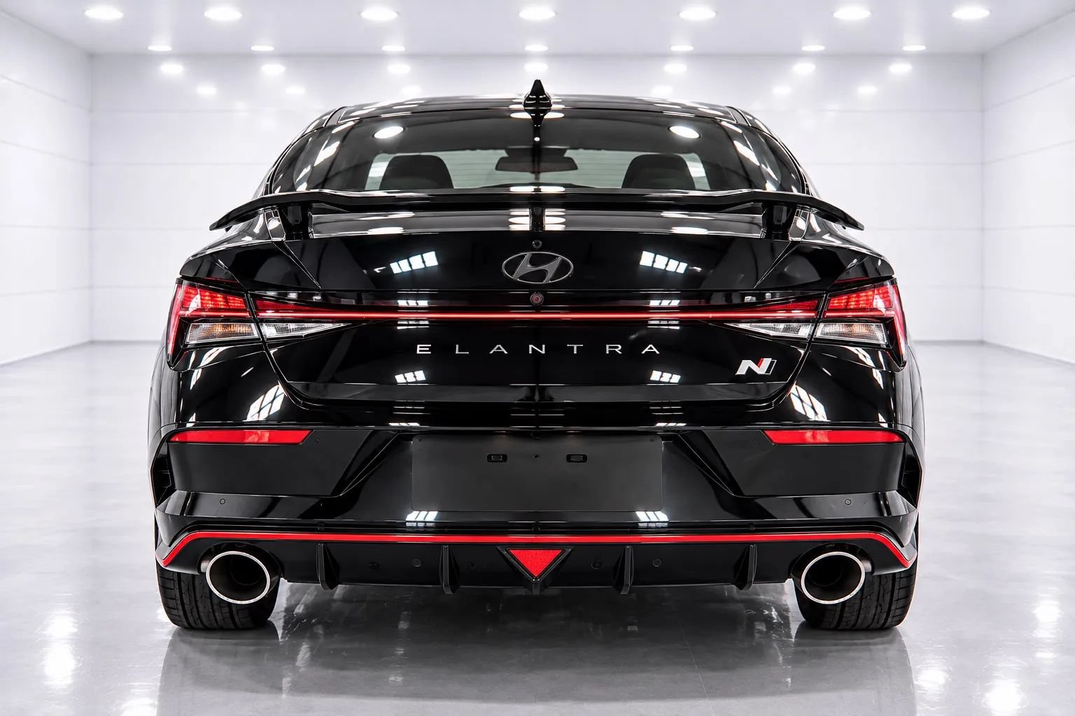 Used 2026 Hyundai Elantra N FWD image 4