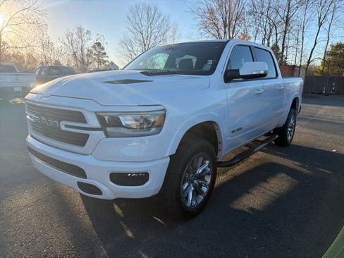 Used 2022 RAM 1500 Laramie w/ Sport Appearance Package image 7