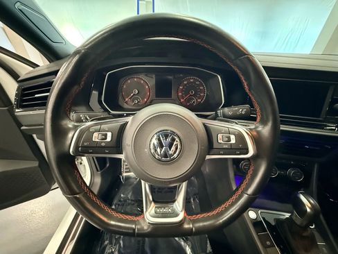 Used 2020 Volkswagen Jetta GLI image 19