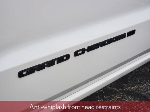 Used 2022 Jeep Grand Cherokee Laredo X RWD image 36