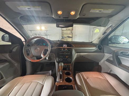 Used 2012 Buick Enclave Leather FWD image 7