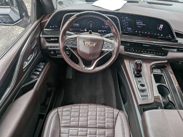 Certified 2024 Cadillac Escalade Sport Platinum w/ LPO, ONYX Package AWD/4WD image 16