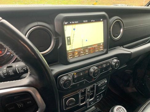 Used 2022 Jeep Wrangler Unlimited Sahara w/ LED Lighting Group image 23