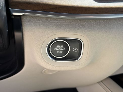 Used 2022 Mercedes-Benz GLE 350 image 16