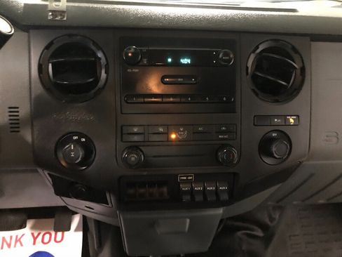 Used 2013 Ford F250 XL w/ PWR Equipment Group image 13