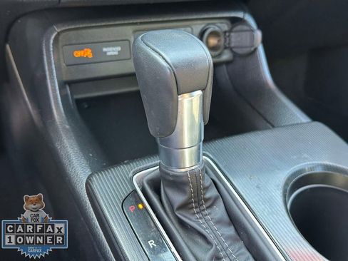 Used 2025 Honda Civic Sport image 32