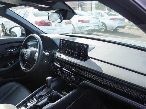 Used 2025 Honda Accord Sport image 23