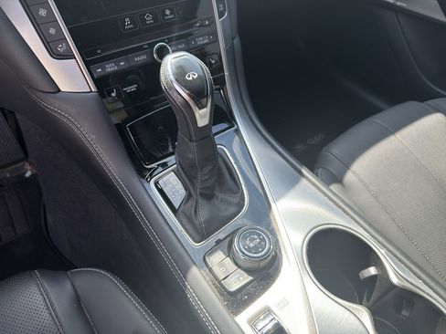 Used 2021 INFINITI Q60 3.0t Luxe w/ Essential Package image 13