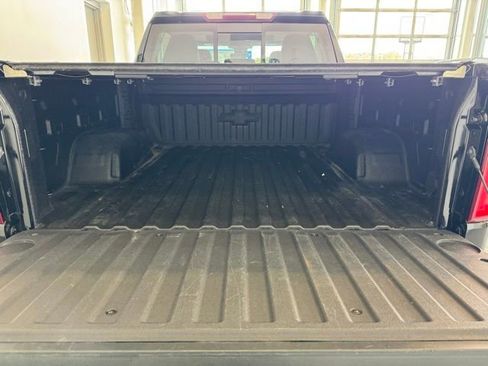 Certified 2024 Chevrolet Silverado 1500 LT Trail Boss w/ LT Trail Boss Premium Package AWD/4WD image 39