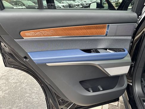 New 2026 Cadillac Vistiq Premium Luxury w/ LPO, Floor Liner Package AWD/4WD image 38