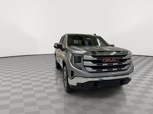 New 2026 GMC Sierra 1500 SLE w/ X31 Off-Road Package AWD/4WD image 2