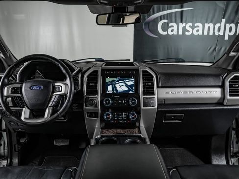 Used 2019 Ford F250 Lariat w/ Lariat Ultimate Package AWD/4WD image 15