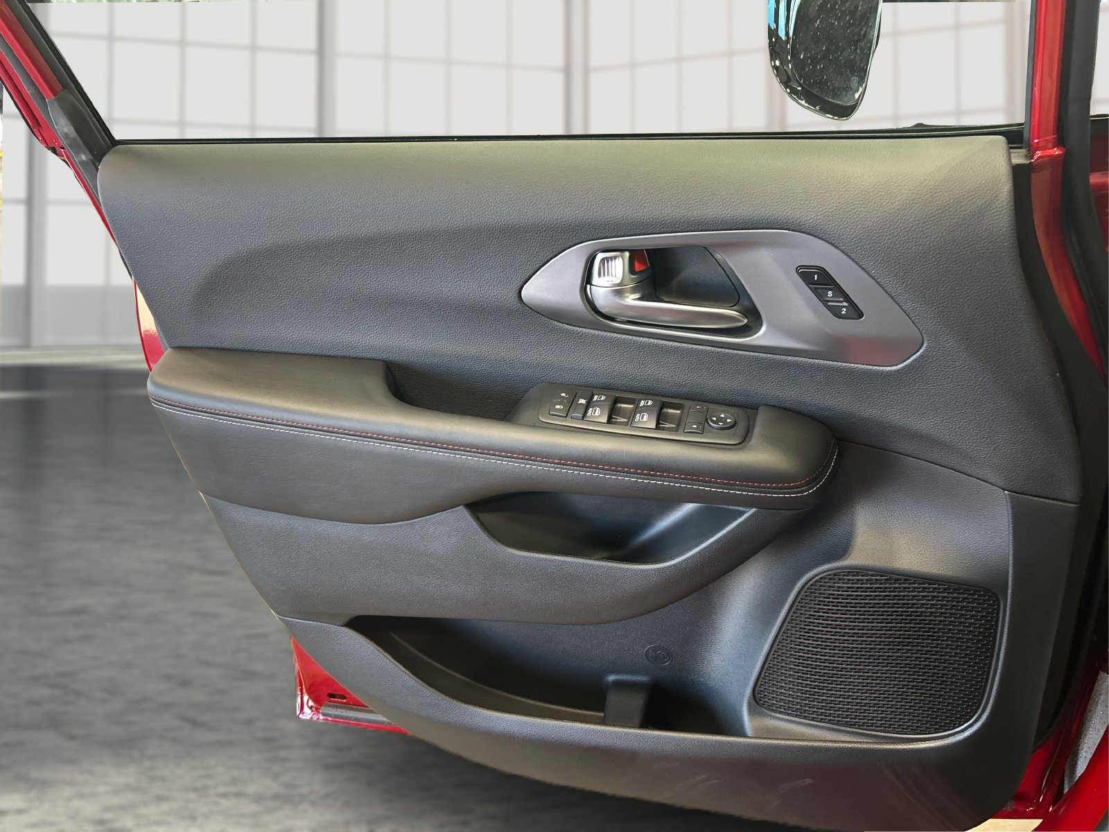 New 2027 Chrysler Pacifica Select FWD image 19