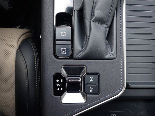 Used 2025 Lexus GX 550 AWD/4WD image 22