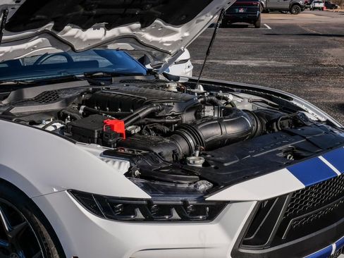 Used 2025 Ford Mustang GT Premium w/ GT Performance Package image 38