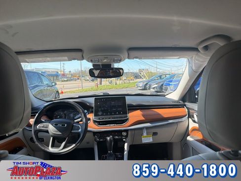 Used 2022 Jeep Compass Limited image 22