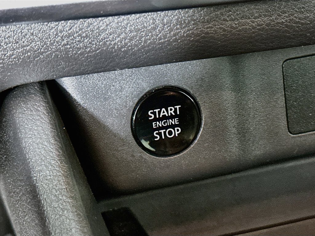 Certified 2025 Nissan Rogue SV AWD/4WD image 20