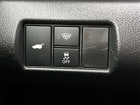 Used 2025 Honda Pilot TrailSport image 10