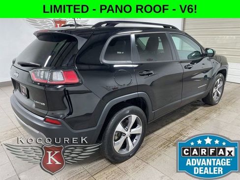 Used 2022 Jeep Cherokee Limited w/ Mopar Interior Package AWD/4WD image 6