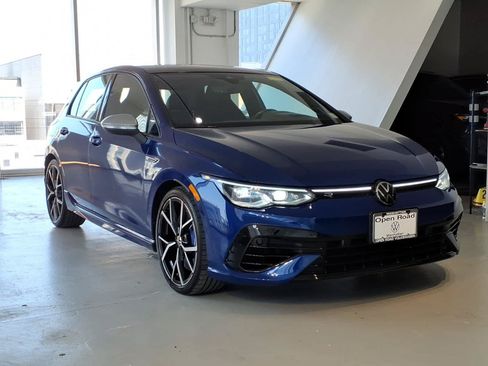 Used 2023 Volkswagen Golf R AWD/4WD image 3
