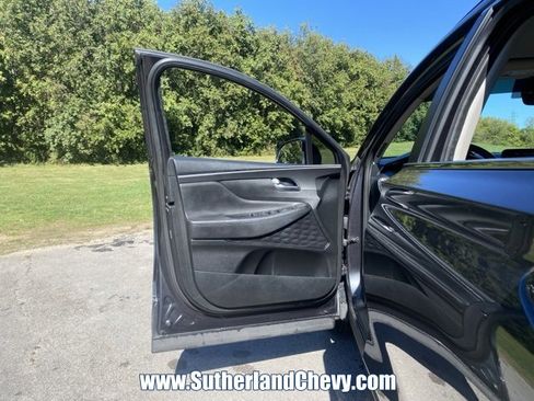 Used 2021 Hyundai Santa Fe SE image 12