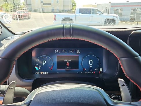 Used 2025 Ford F150 Raptor AWD/4WD image 15