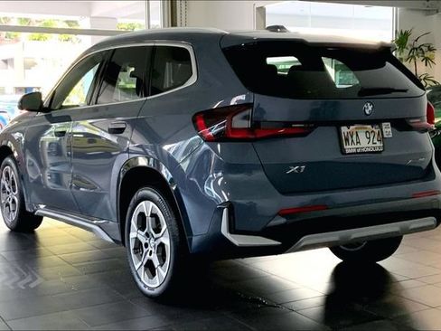Used 2023 BMW X1 xDrive28i w/ Premium Package AWD/4WD image 5