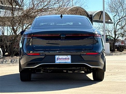 New 2026 Toyota Crown Nightshade image 7