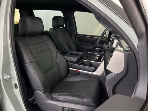 Used 2025 Toyota Tundra SR5 w/ SR5 Premium Package AWD/4WD image 21